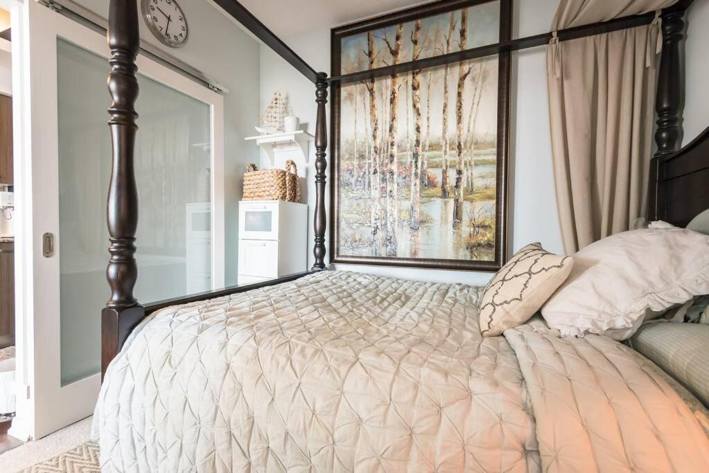 Stunning Condo With Fantastic View Of The City! โตรอนโต ภายนอก รูปภาพ